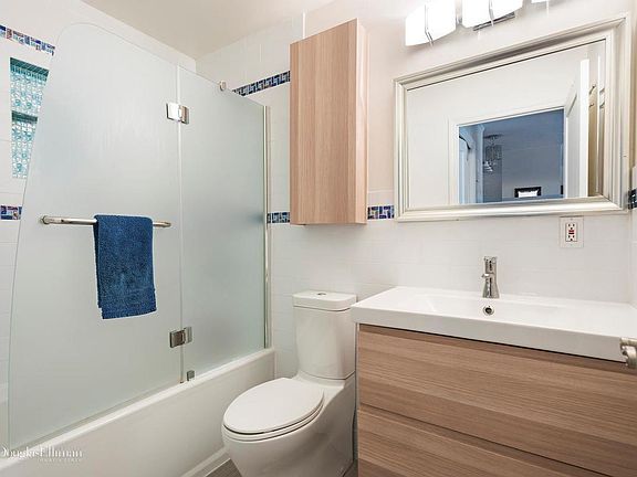 5th image of 300 E 59th St APT 2603