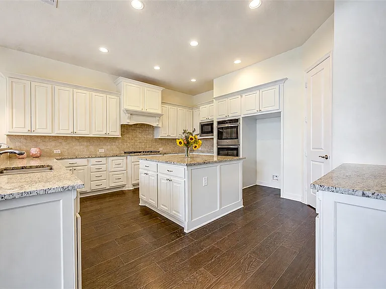 28214 Evergreen Cove Ln — Photo 8