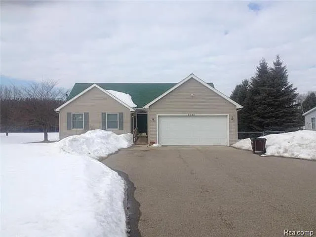 8280 Clear Lake Rd photo 1