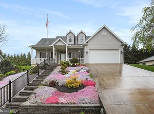 6326 Oak Leaf Ln, Fayetteville, PA 17222