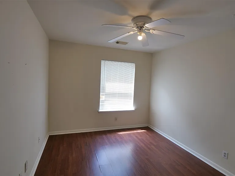 1314 Hollow Ash Ln — Photo 19