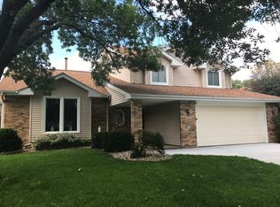 15116 Summerwood Dr, Omaha, NE 68137