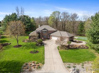 5401 Grand Valley Ct NE, Ada, MI 49301