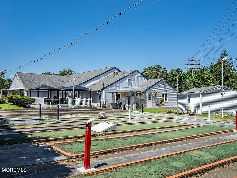 1734 Yorktowne Blvd — Photo 33