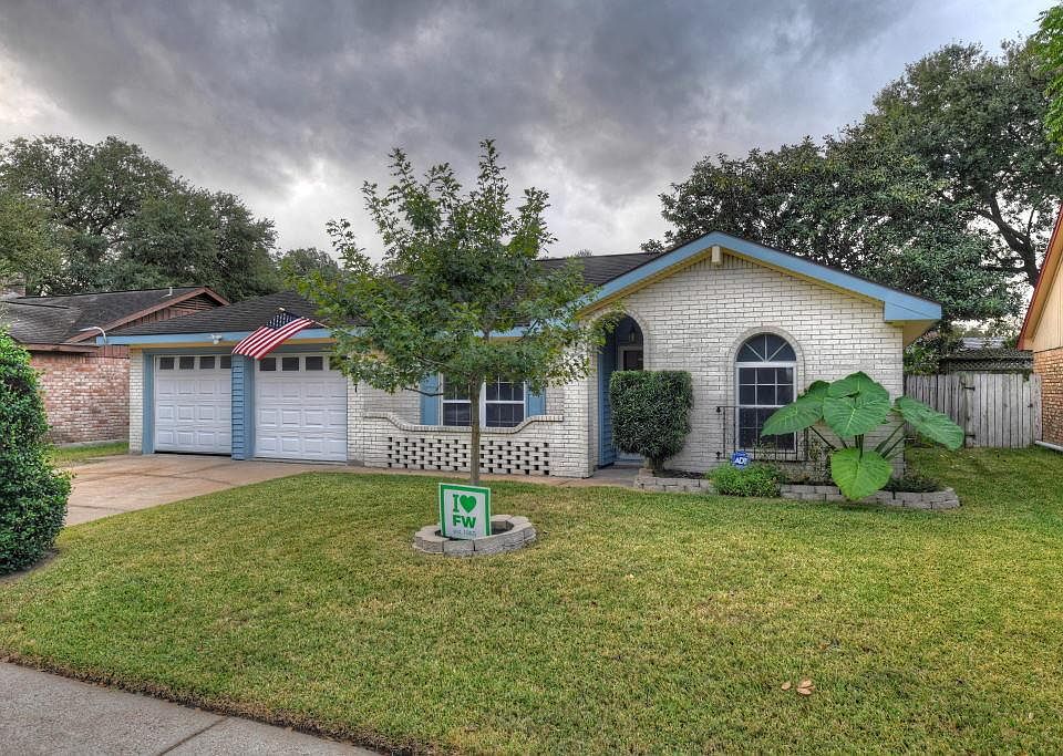 1st image of 6027 Golden Forest Dr