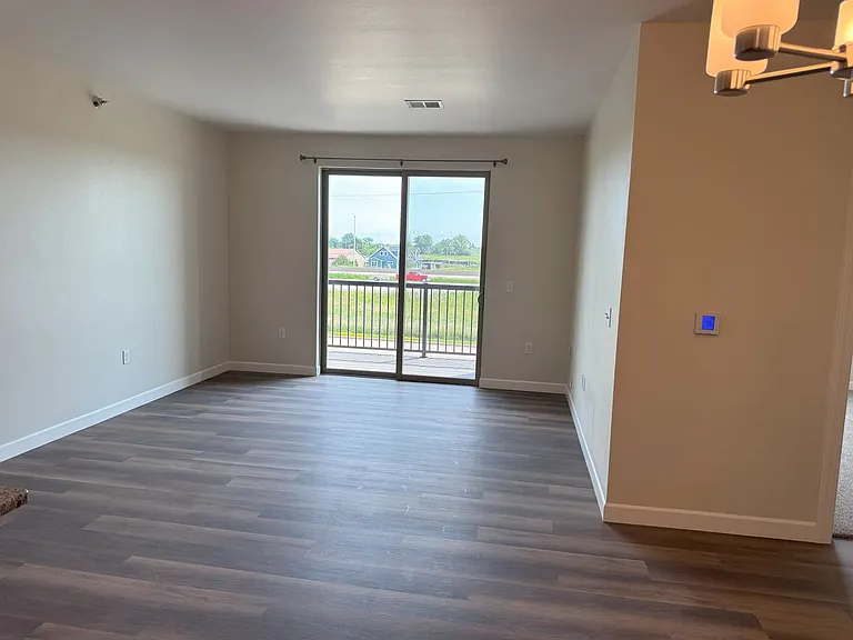 Red Earth Apartments- On Lake Butte Des Morts — Photo 17