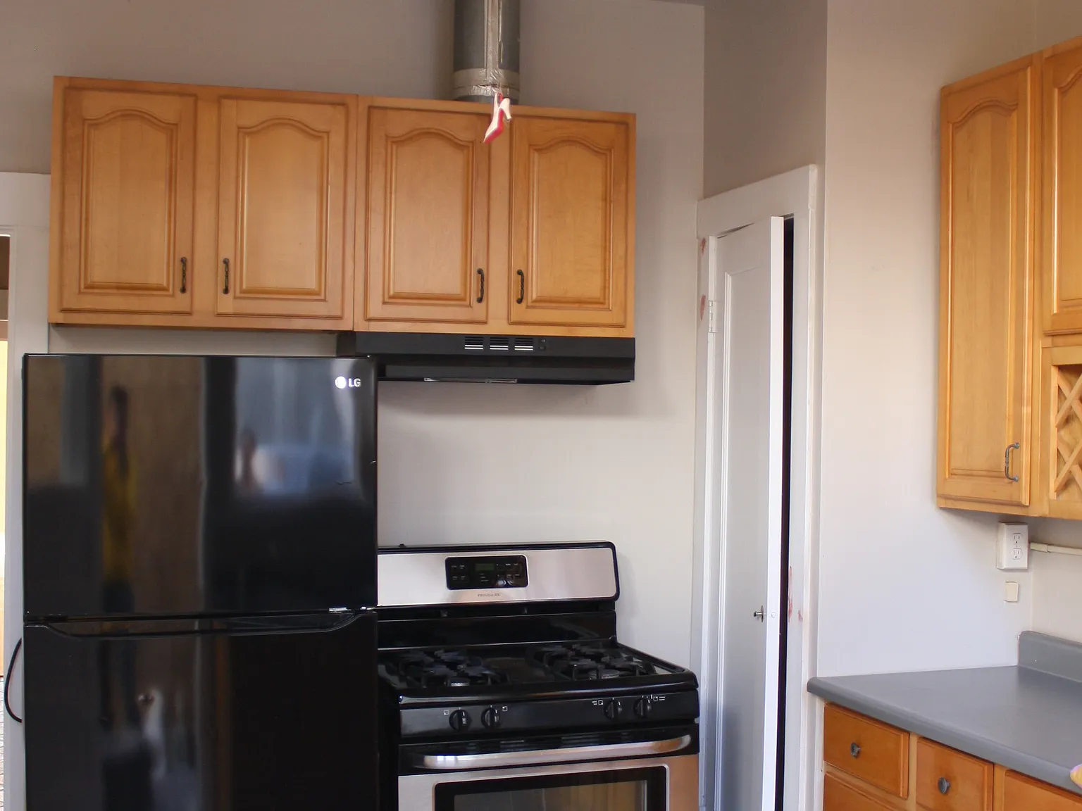 1 bed, 550 sqft, $3,500 — Photo 2
