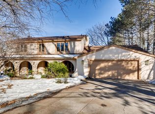 5616 Bald Eagle Blvd W, White Bear Township, MN 55110