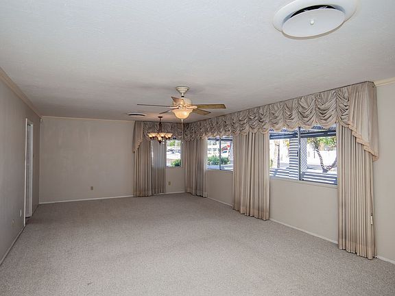 4th image of 1127 E Palo Verde St