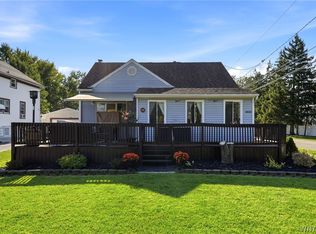 4810 Bay View Rd, Hamburg, NY 14075