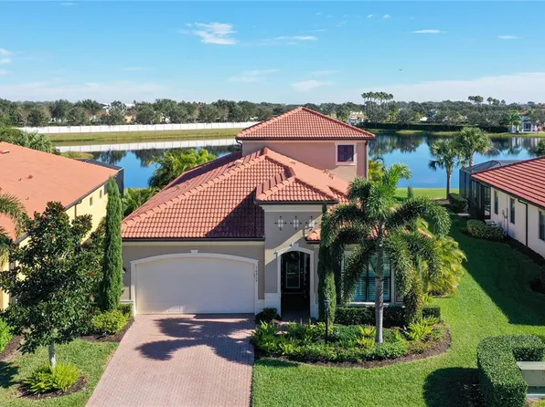 10215 Marbella Dr, Bradenton, FL 34211