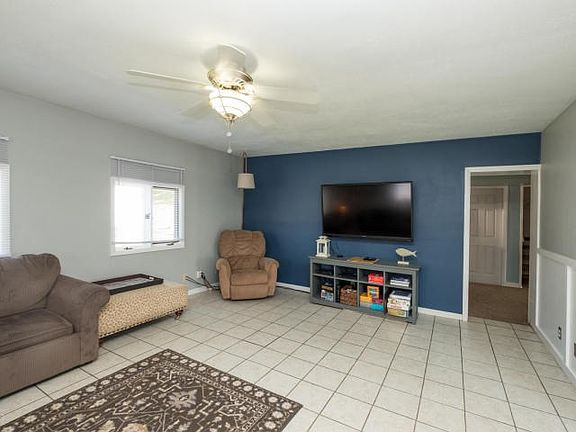 4th image of 298 Black River St