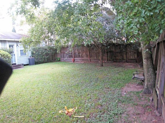 4th image of 4321 Wendell St