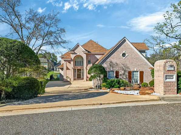 6087 Longmire Trl, Conroe, TX 77304