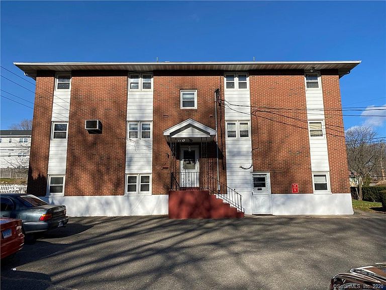 2876 E Main St Waterbury, CT, 06705 Apartments for Rent Zillow