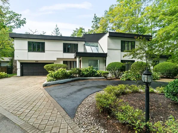 988 Tennyson Ave, Mississauga, ON L5H 2Z1
