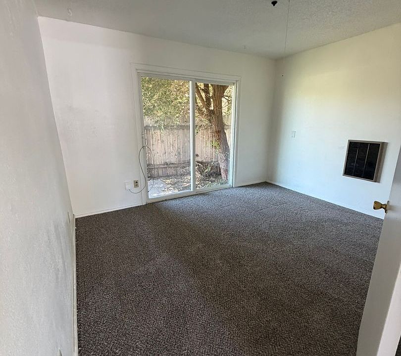 2nd image of 3307 Madison St