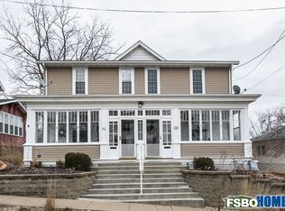 62 Alpine St, Dubuque, IA 52001
