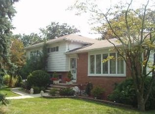233 Church Ln, Wayne, NJ 07470