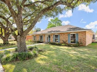 12566 Mollylea Dr, Baton Rouge, LA 70815