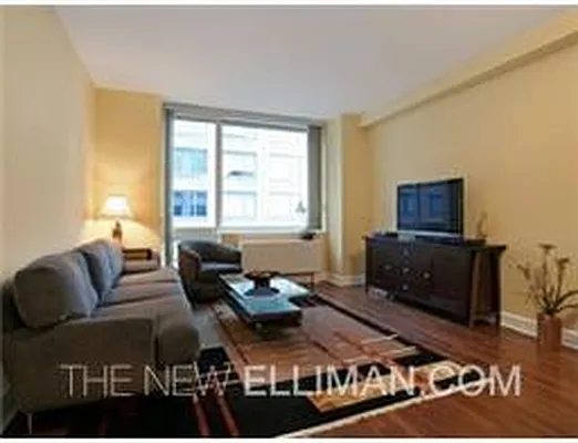 Rented by Douglas Elliman | media 24