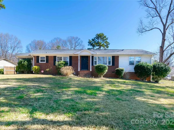 601 Carole Ln, Charlotte, NC 28214