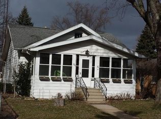 821 Greenwood Ave, Saint Joseph, MI 49085