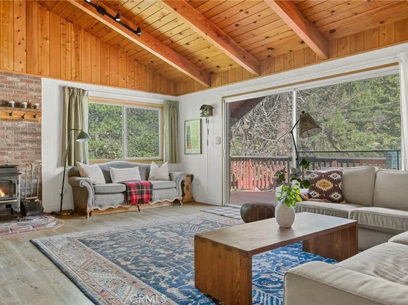 33259 Wild Rose Dr, Green Valley Lake, CA 92341