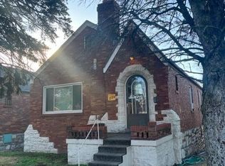 1184 Riverview Blvd, Saint Louis, MO
