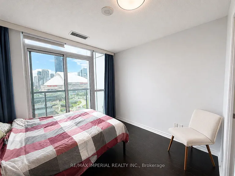 25 Lower Simcoe St #Penthouse 15 — Photo 16
