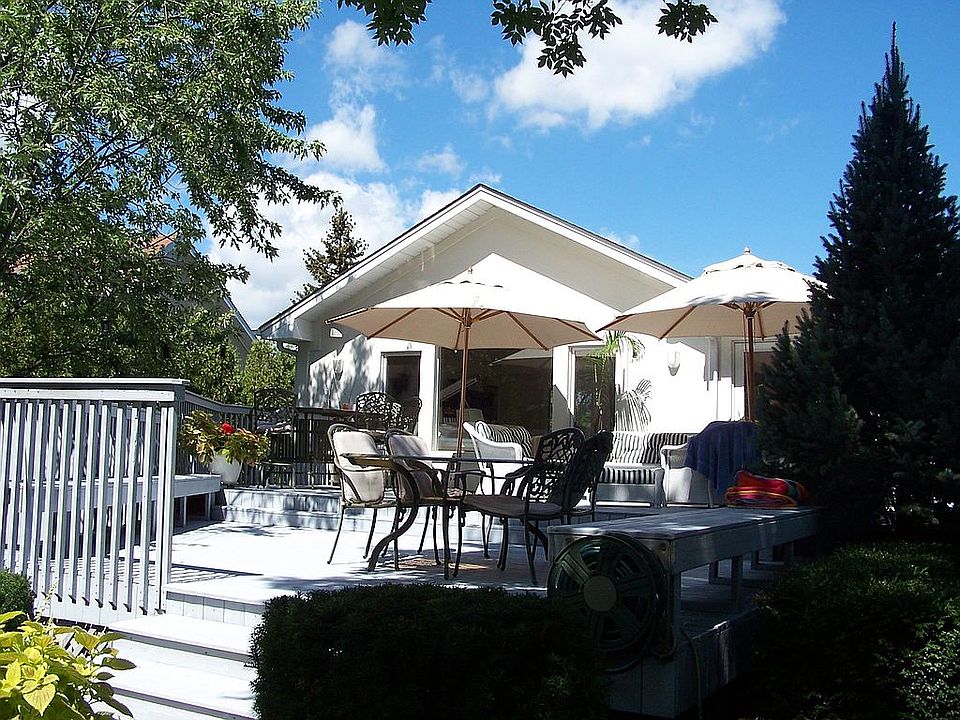 1st image of 3755 Oak Ave