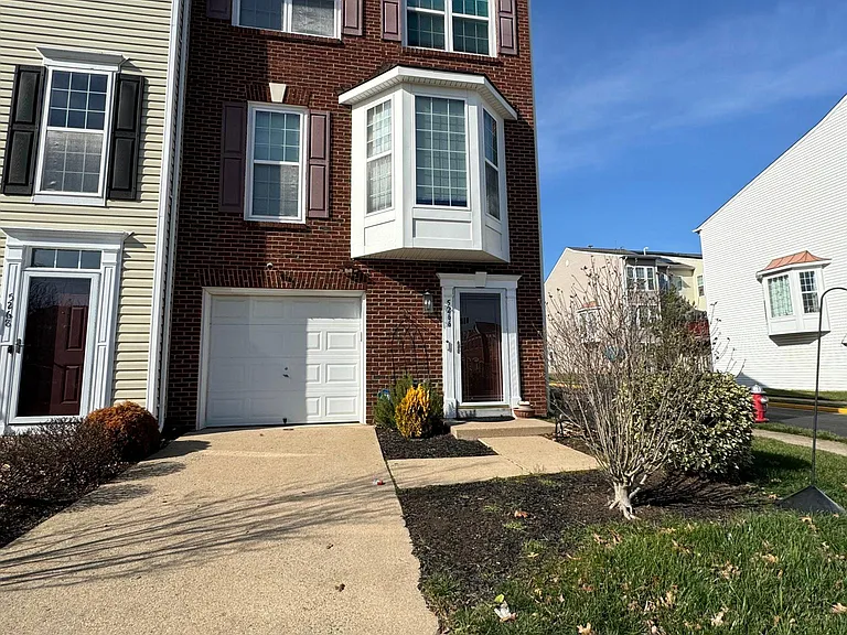 5266 Jule Star Dr — Photo 1