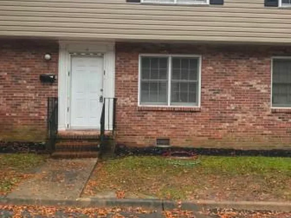 112 S 2nd St #3, Easley, SC 29640