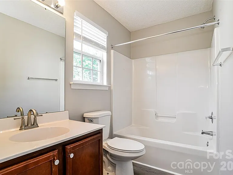 12125 Winghurst Dr — Photo 35