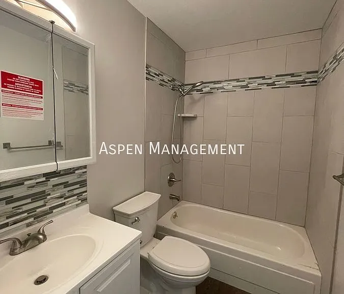 377 Monarch St — Photo 12