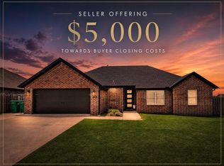 1820 Sunrise Cir, Centerton, AR 72719