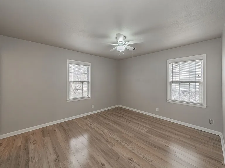 5805 Aton Ave — Photo 21