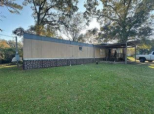 603 Bryan St, Damon, TX 77430