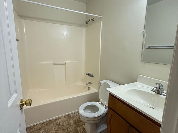 5th image of 203 Appaloosa Dr