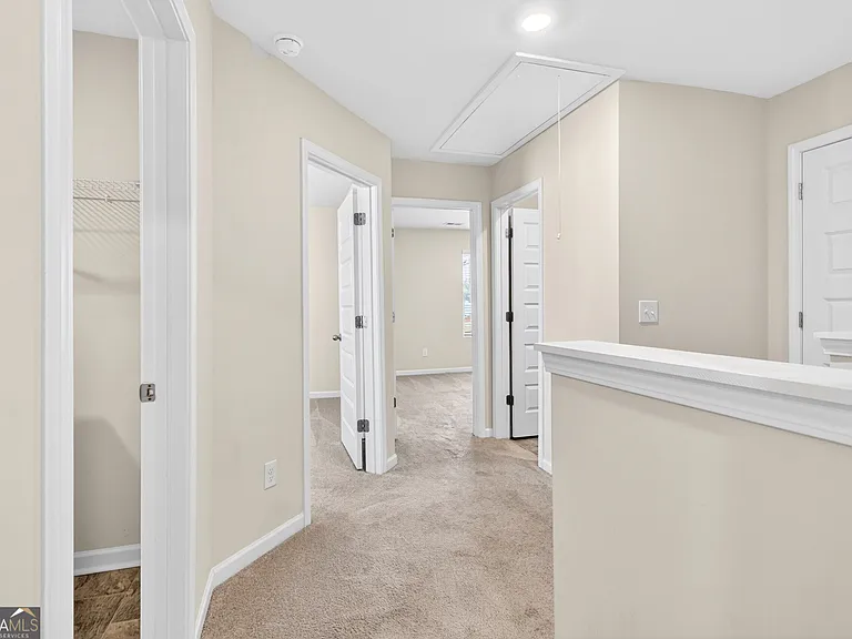 122 Silver Birch Pass — Photo 26