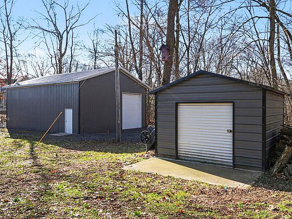 3rd image of 10510 E Orange St