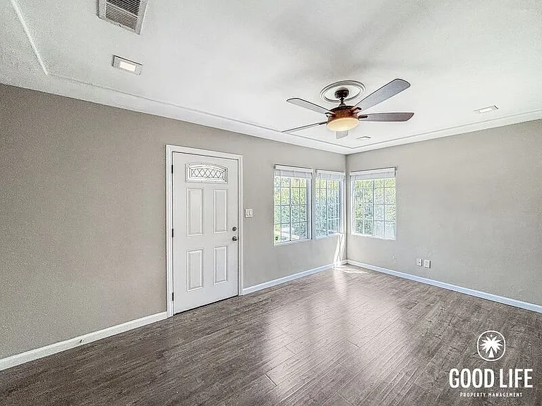 6209 Malcolm Dr — Photo 6