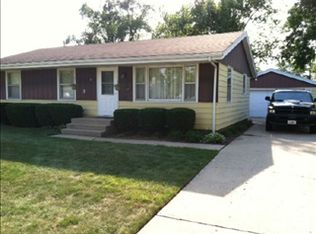 8008 Cadet Rd, Machesney Park, IL 61115