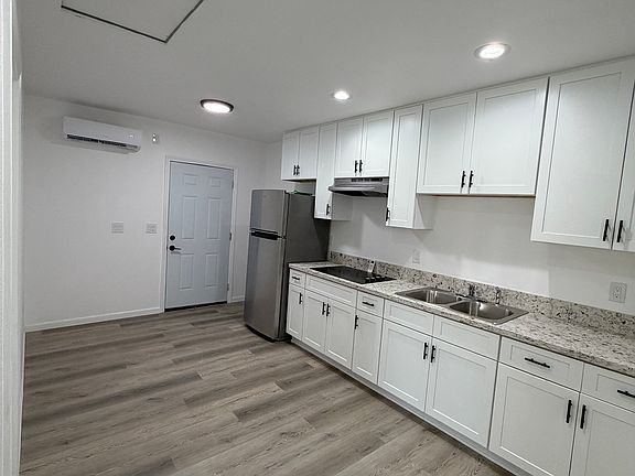 2nd image of 150 Branding Iron Dr #102