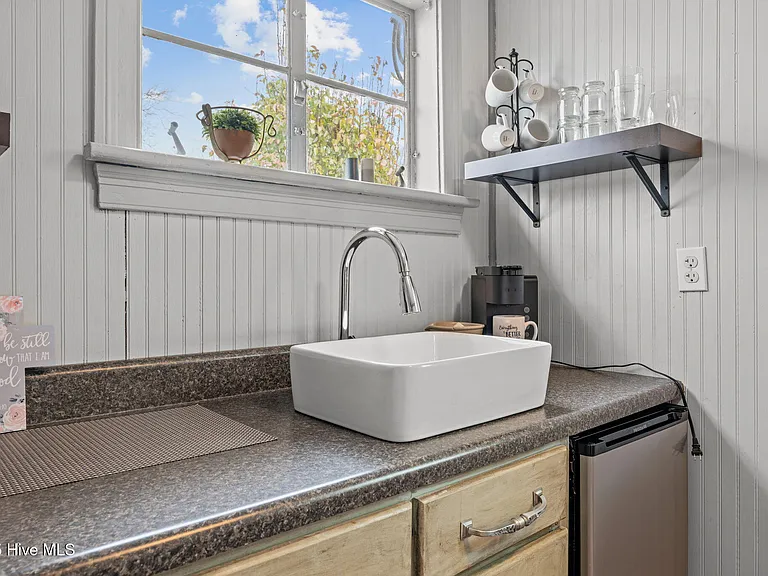 411 George St #3 — Photo 8
