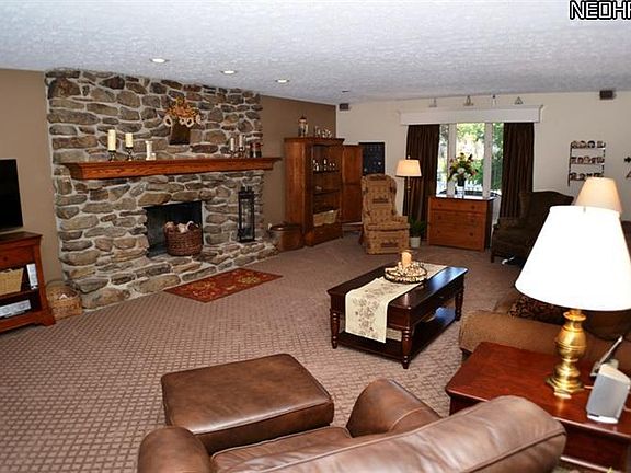 3rd image of 10796 Creek Moss Ln