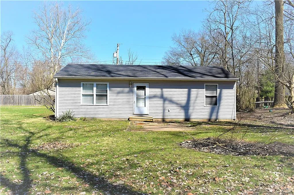 8720 Hillside Pkwy photo 1