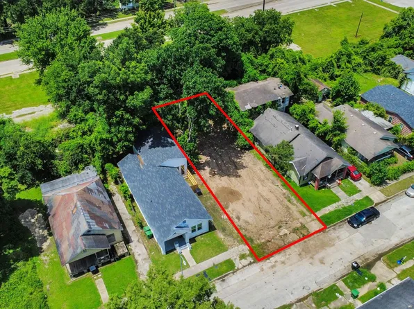 2828 Winbern St, Houston, TX 77004