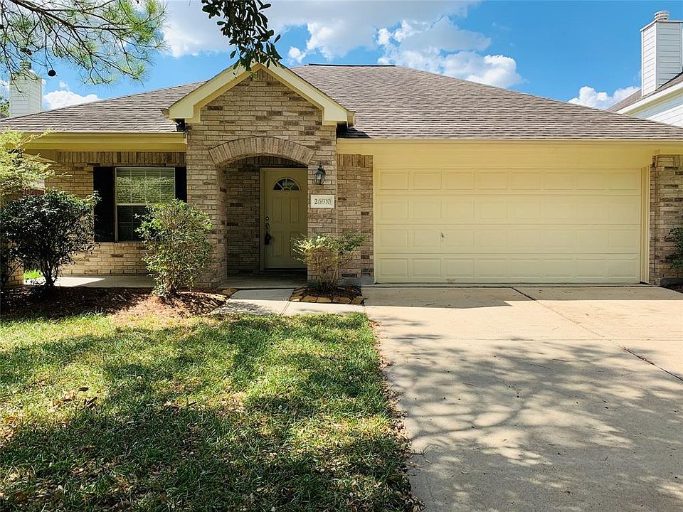 1st image of 26910 Kingston Glen Ln