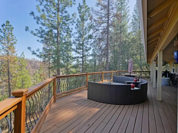 5855 Sly Park Rd, Pollock Pines, CA 95726